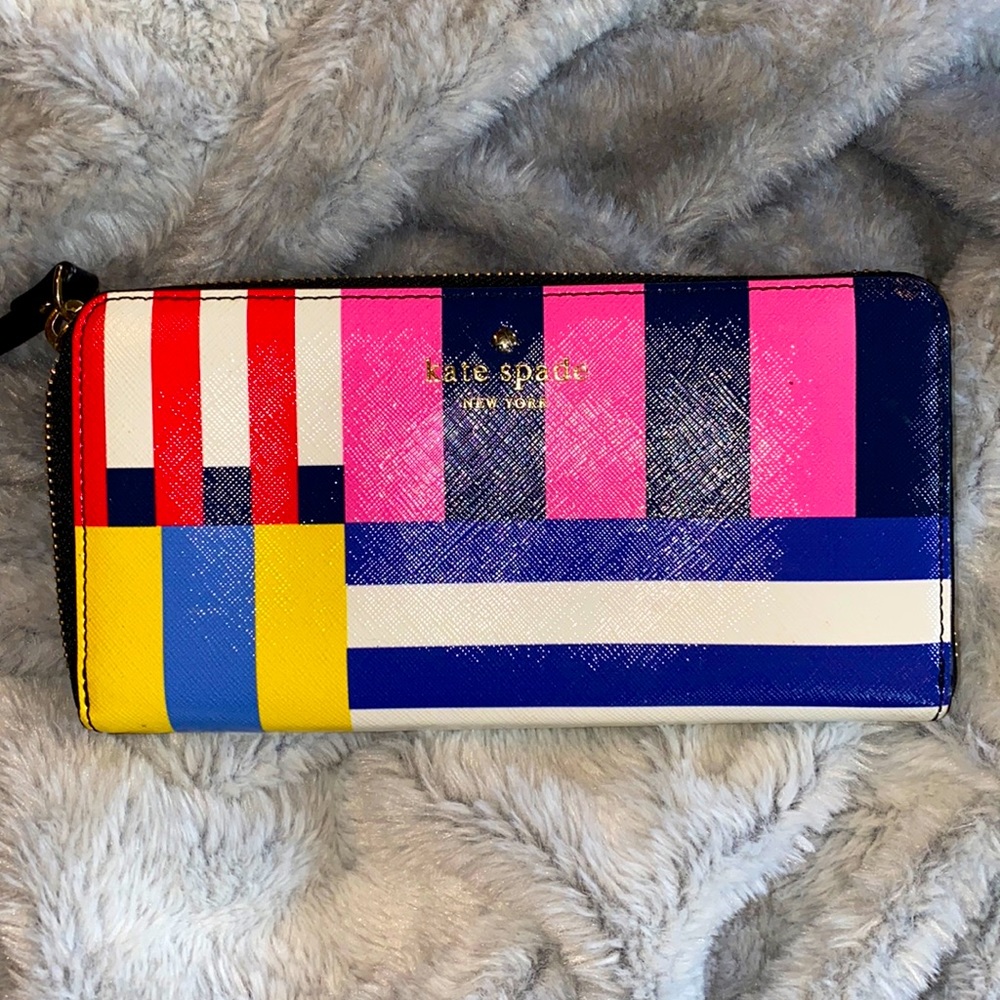 Kate Spade ♠️ zip wallet